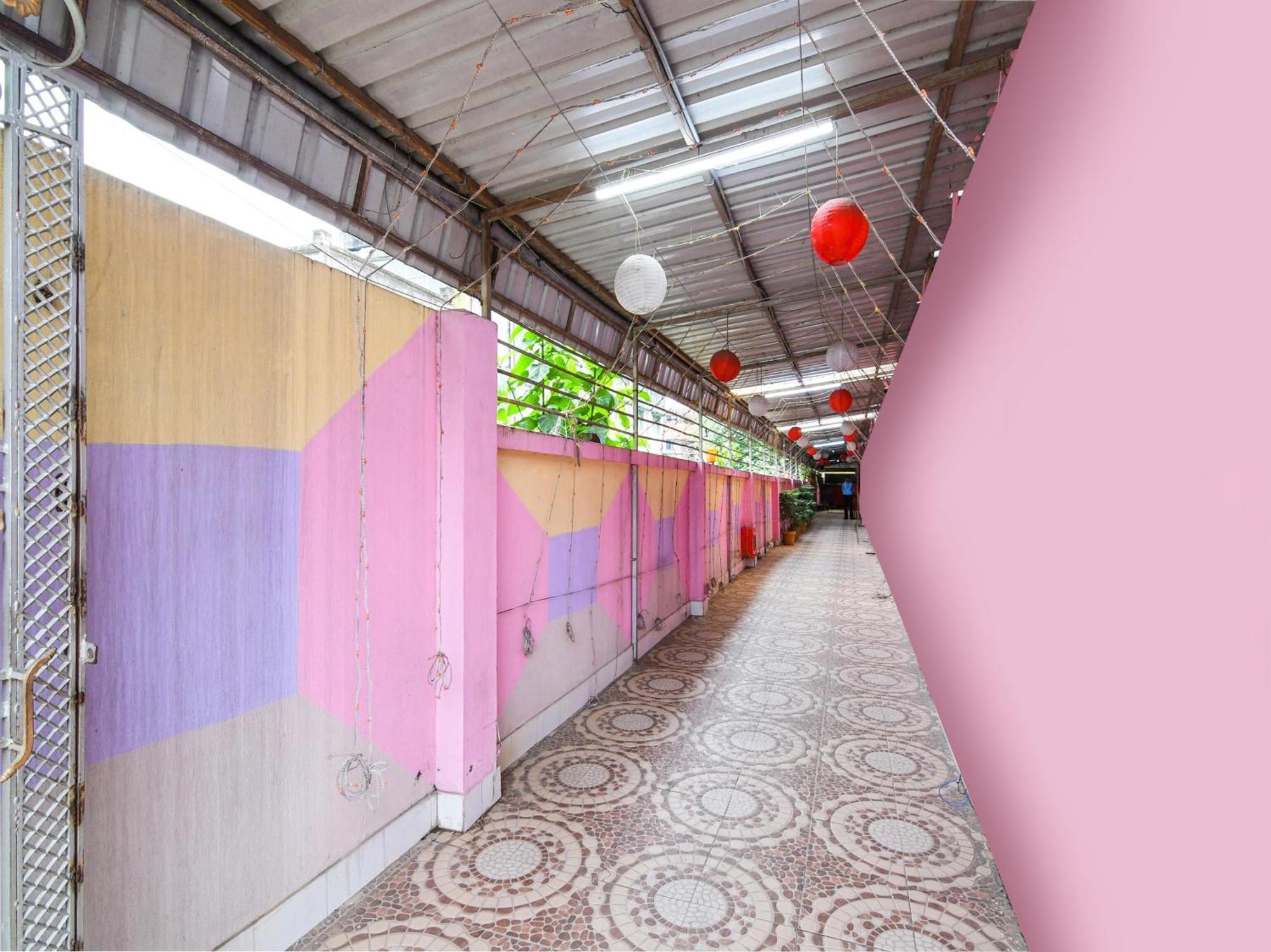 Oyo Flagship Hotel Red Velvet Hugli-Chinsurah Kültér fotó