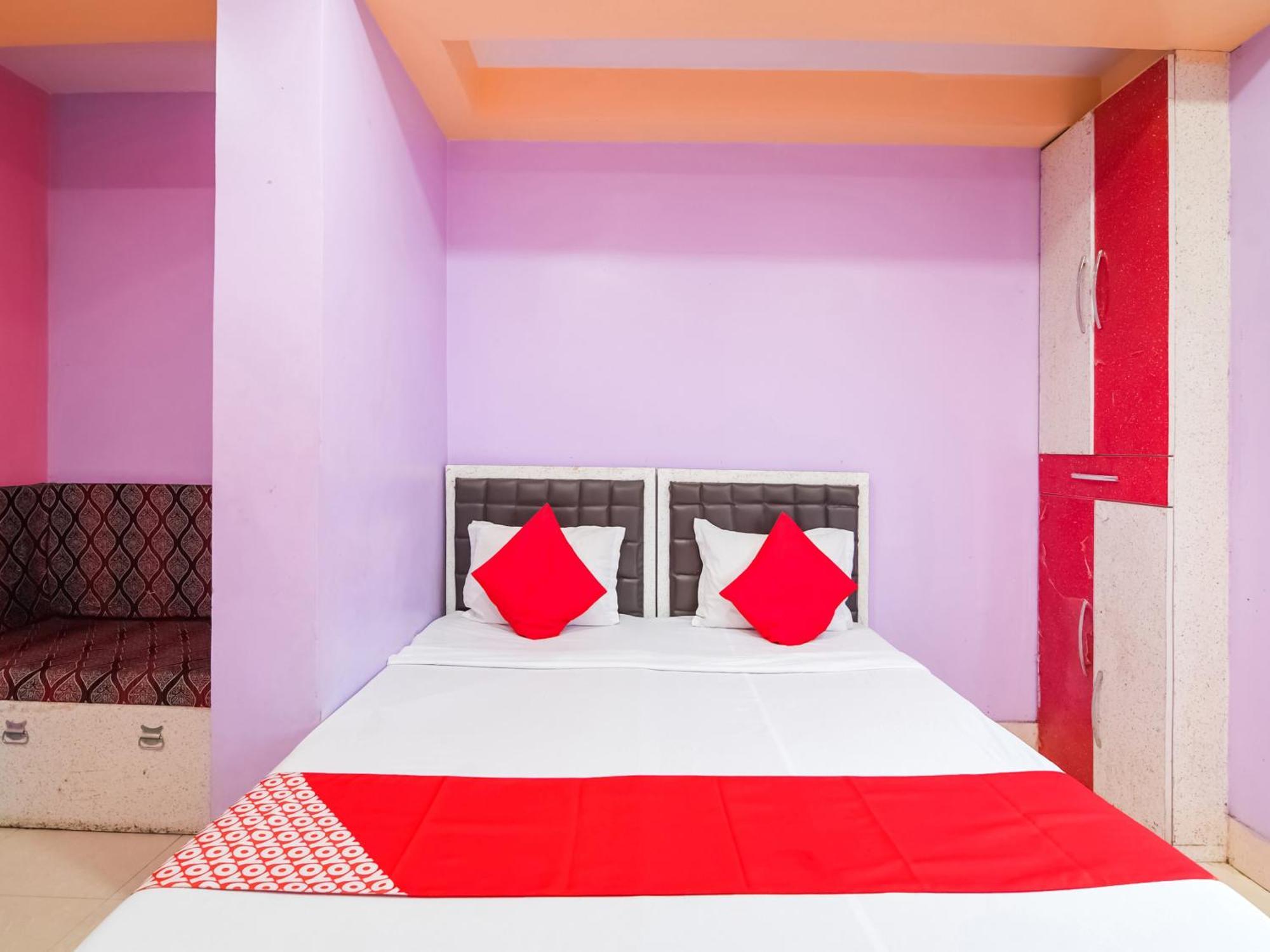 Oyo Flagship Hotel Red Velvet Hugli-Chinsurah Kültér fotó